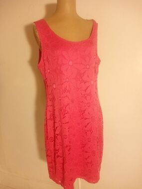 Tiana B. Sleeveless Floral Lace Midi Dress in Hot Pink
